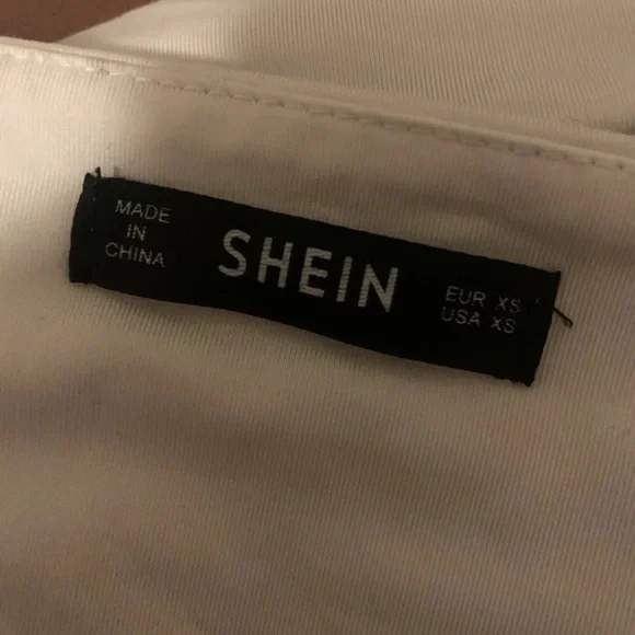 SHEIN Ruched Bust Crop Top - Picture 4 of 4